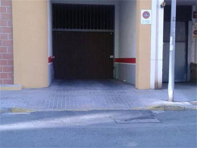 Trastero en Alquiler en Avinguda de Benidorm, 27 en Centro Urbano