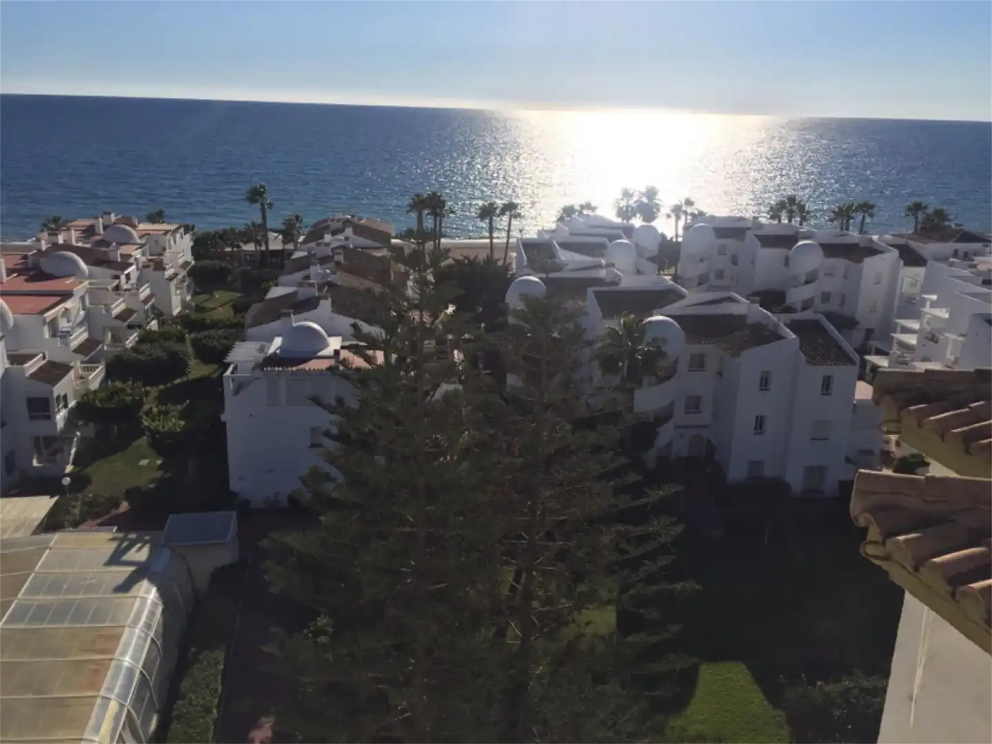 Apartamento de alquiler en Avenida Costa del Sol, 12, Laguna Beach Vista exterior de Apartamento de alquiler en Torrox con Aire acondicionado, Terraza y Piscina