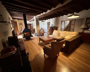 Sala d'estar de Finca rústica en venda en Uncastillo amb Calefacció, Parquet i Terrassa