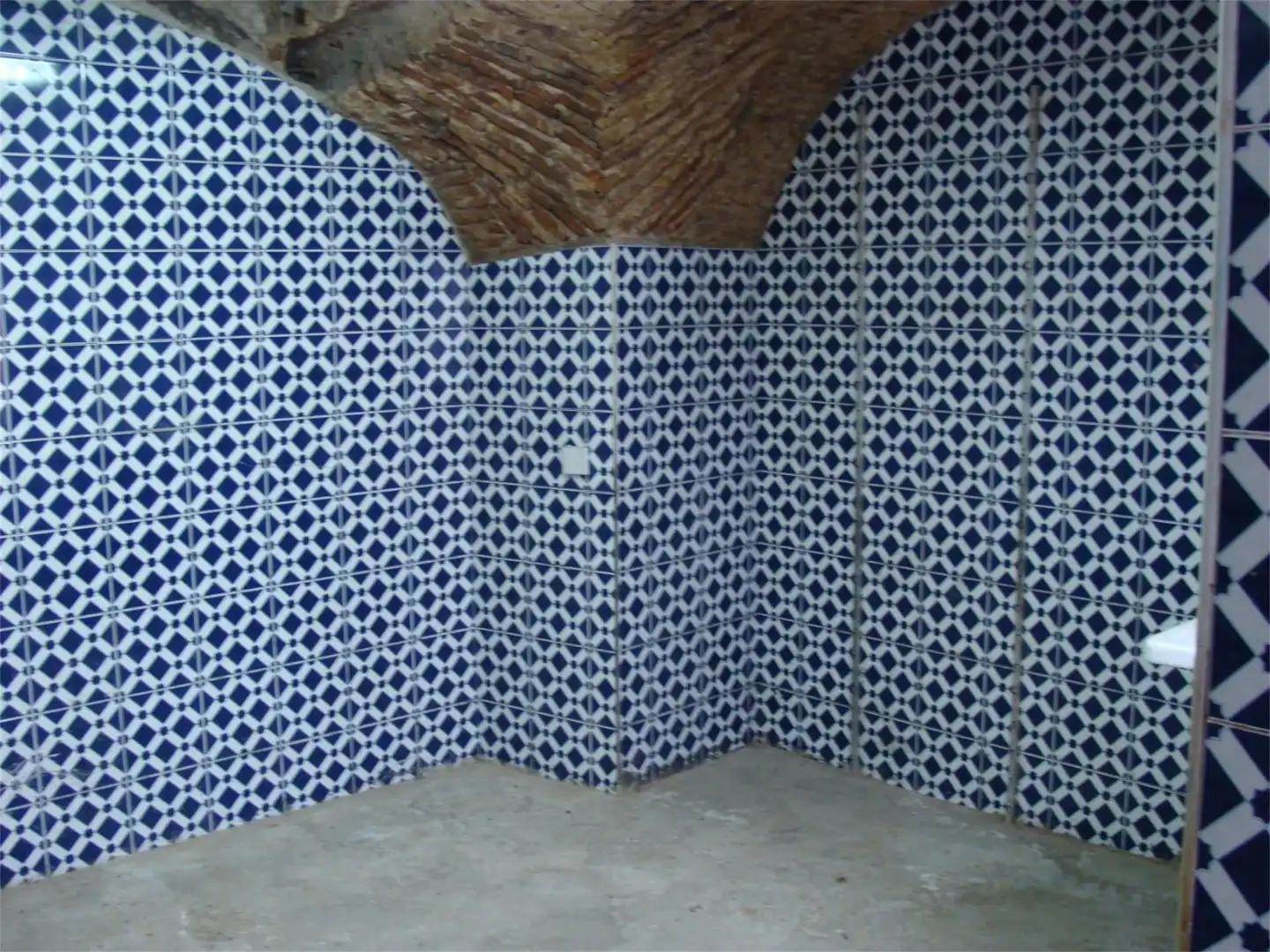 Badezimmer von Erdgeschoss zur Miete in Cáceres