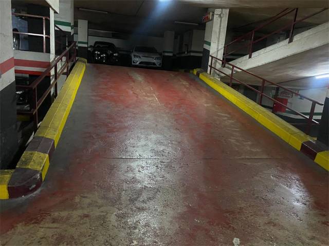 Garaje en Venta en Carrer Pérez Galdós, 1 en Collblanc