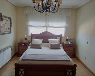 Dormitori de Casa adosada en venda en Villagonzalo Pedernales