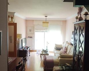 Living room of Single-family semi-detached for sale in Villagonzalo Pedernales