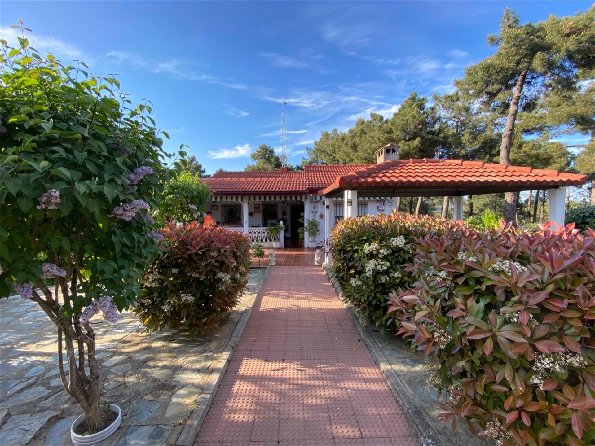 House or chalet for sale in Cadalso de los Vidrios  with Air Conditioner and Swimming Pool