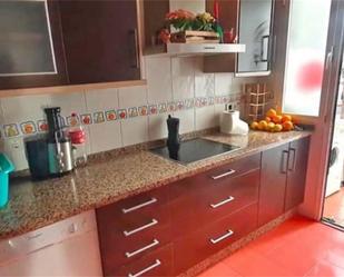 Kitchen of Flat for sale in Badajoz Capital  with Air Conditioner and Balcony