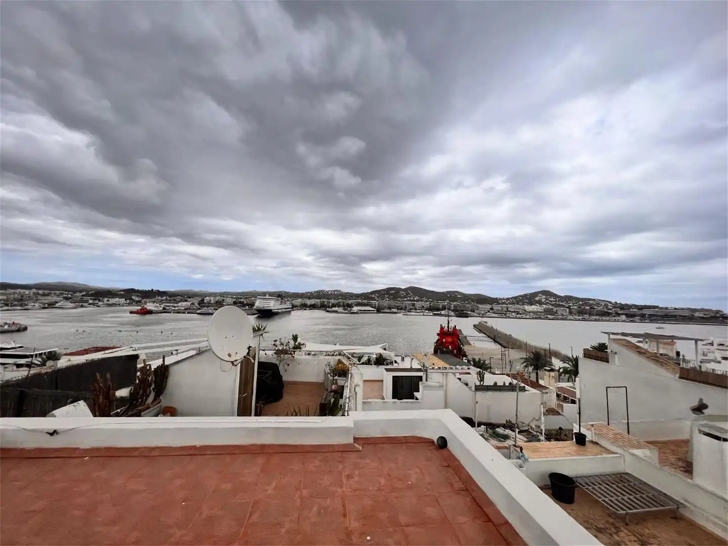 Außenansicht von Wohnung zum Verkauf in Eivissa mit Terrasse, Abstellraum und Möbliert