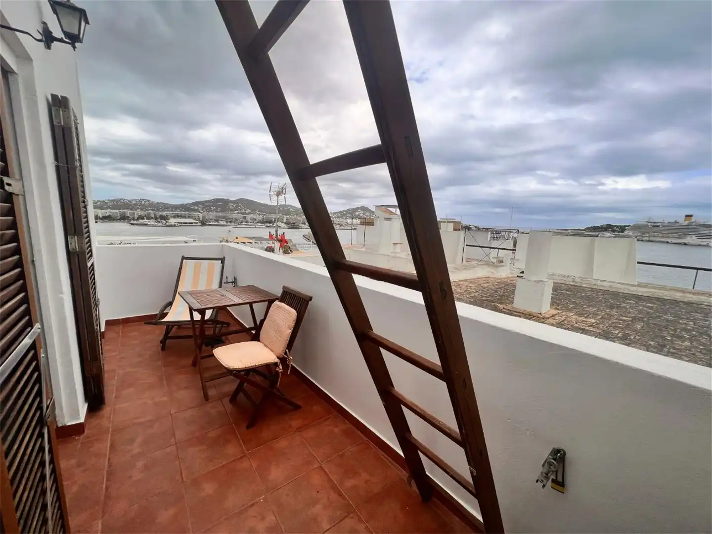Terrasse von Wohnung zum Verkauf in Eivissa mit Terrasse, Abstellraum und Möbliert
