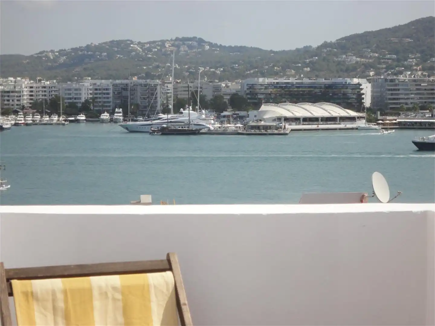Wohnung zum Verkauf in Eivissa mit Terrasse, Abstellraum und Möbliert