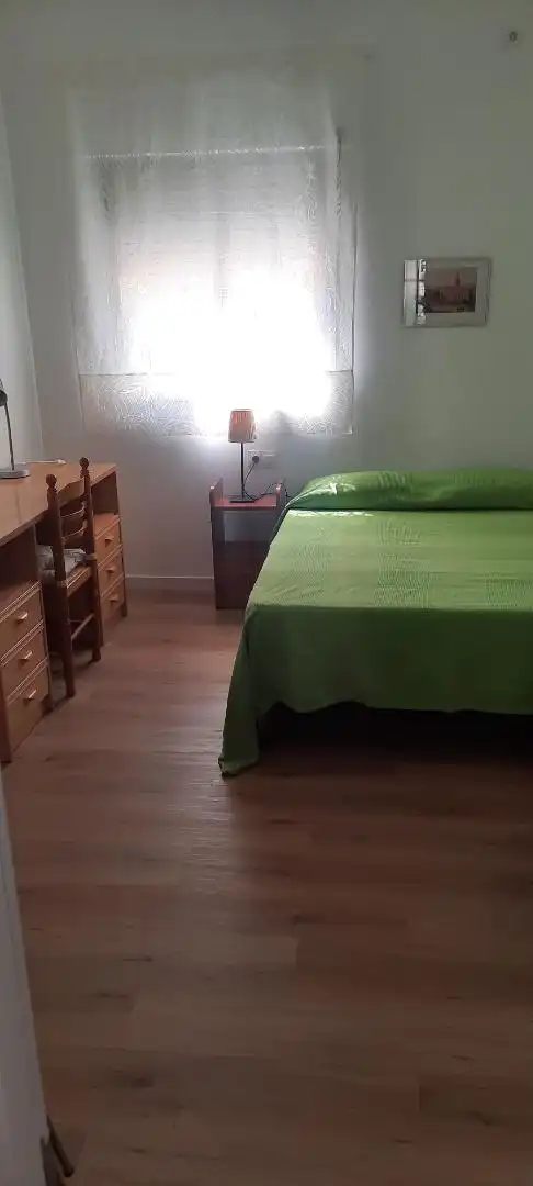 Bedroom of Flat for share in Murcia  with Air Conditioner, Parquet flooring and Furnished