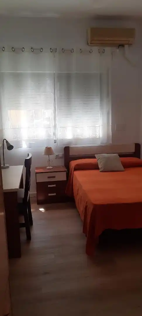 Bedroom of Flat for share in Murcia  with Air Conditioner, Parquet flooring and Furnished
