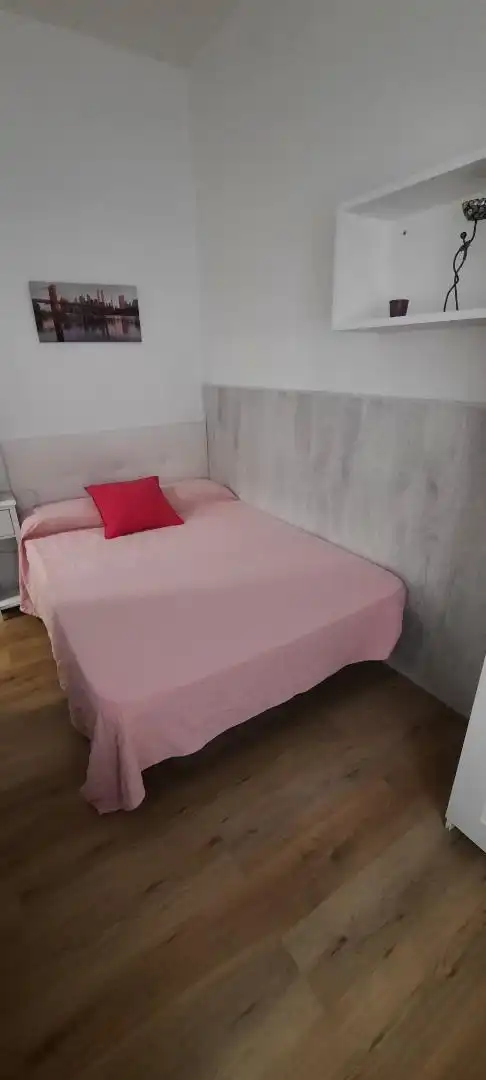 Bedroom of Flat for share in Murcia  with Air Conditioner, Parquet flooring and Furnished