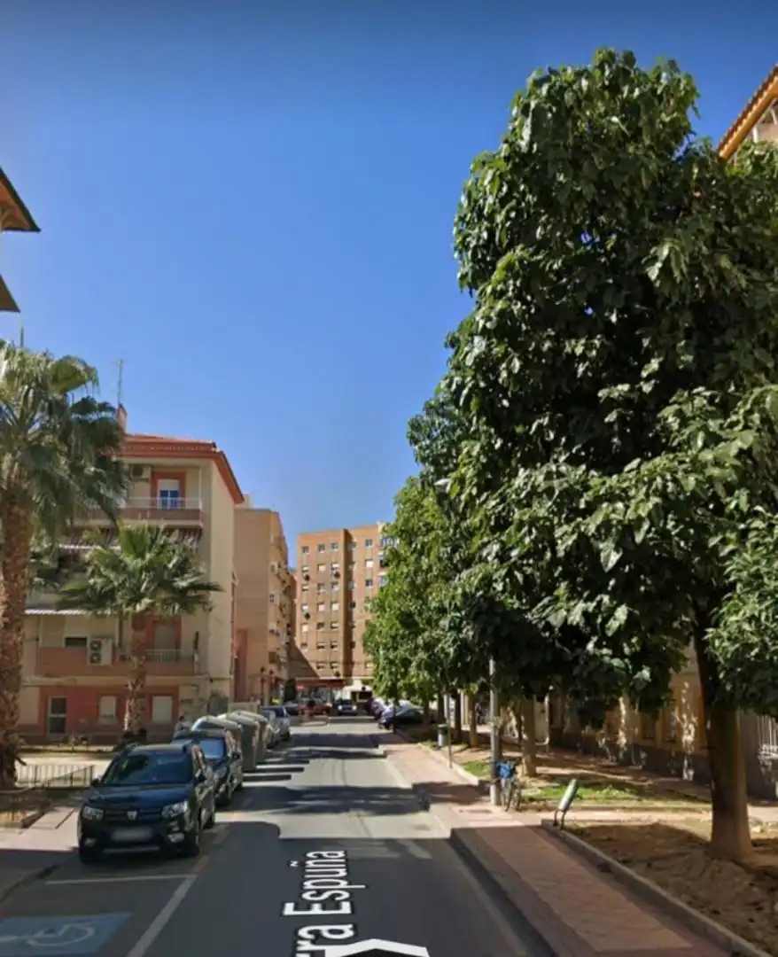 Exterior view of Flat for share in Murcia  with Air Conditioner, Parquet flooring and Furnished