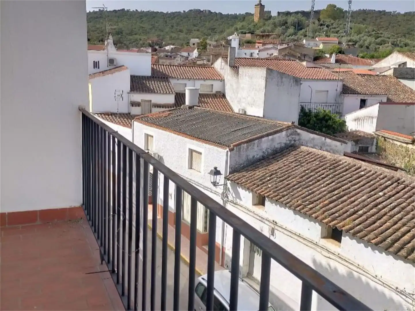 Außenansicht von Wohnung zum Verkauf in La Codosera mit Terrasse und Balkon