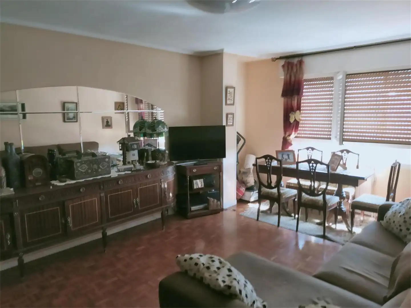 Dining room of Flat for sale in Espinosa de los Monteros