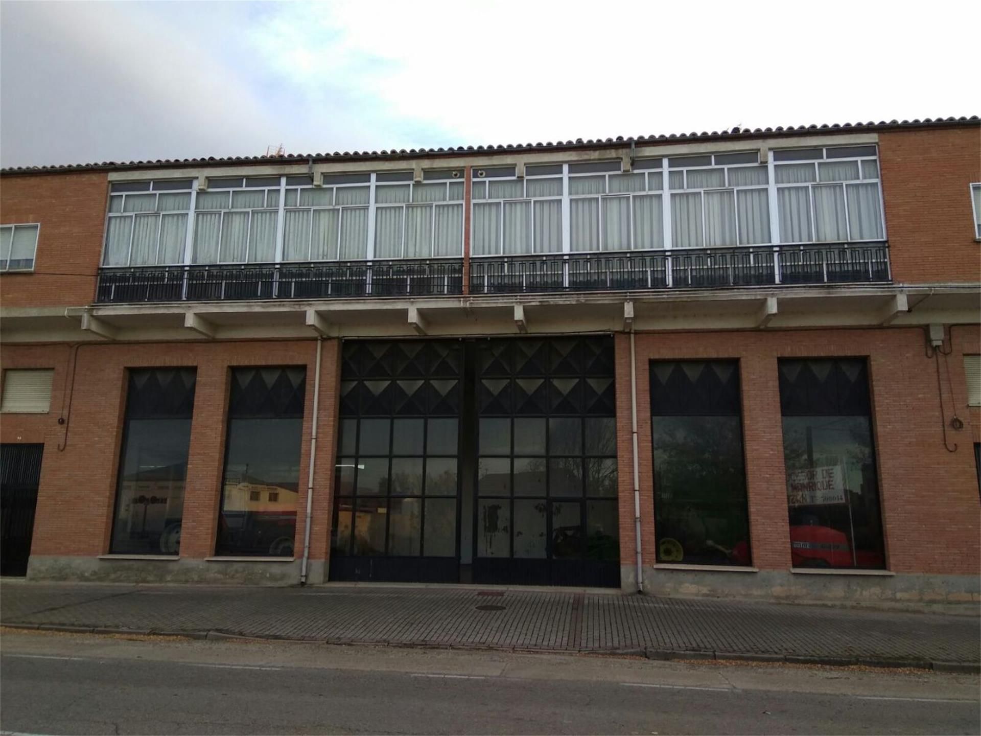 Exterior view of Industrial buildings to rent in Almazán