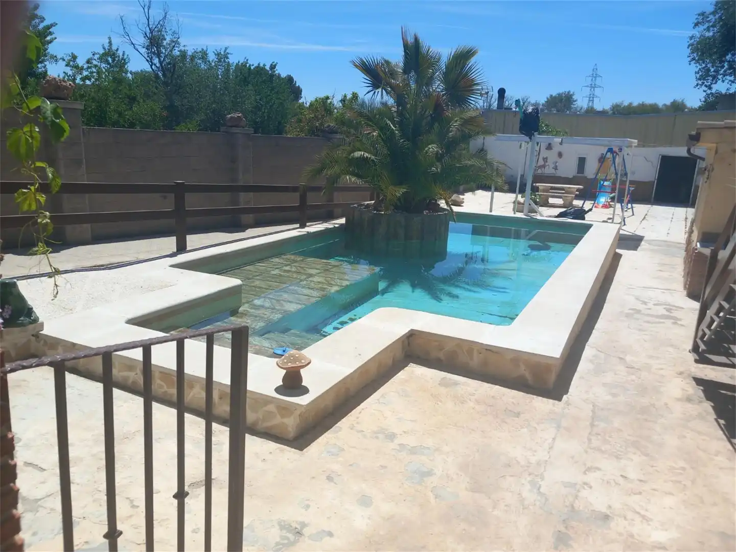 Casa o xalet en venda a E-902, 604, Jabalquinto Piscina de Casa o xalet en venda en Jabalquinto amb Aire condicionat, Calefacció i Jardí privat