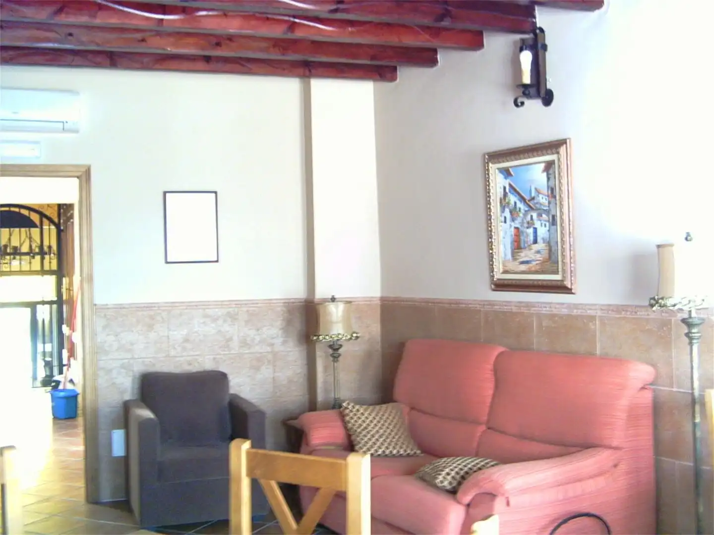 Sala d'estar de Local en venda en Nevada amb Aire condicionat, Calefacció i Moblat