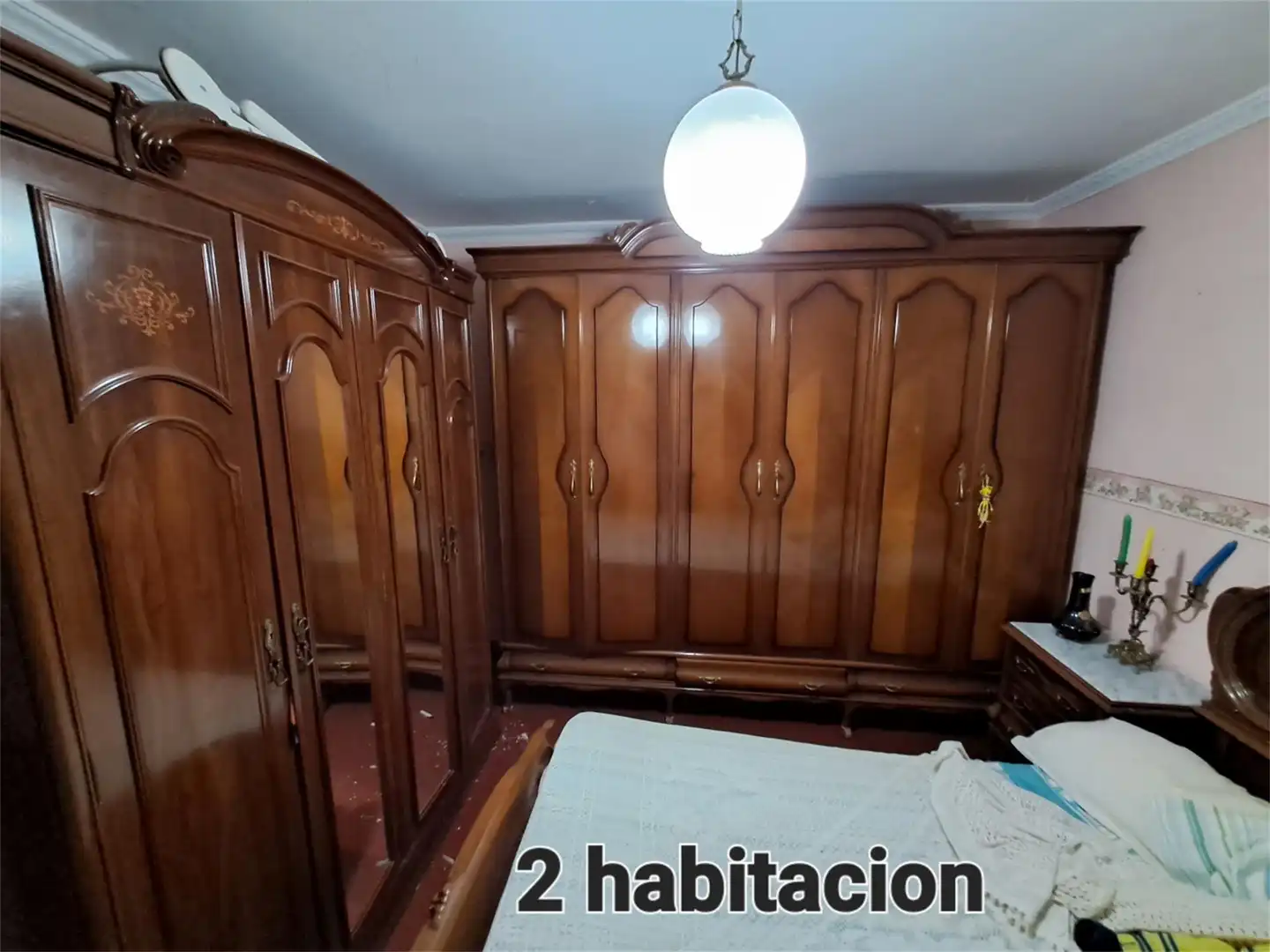 Habitación de Casa adosada en venta en Las Cabezas de San Juan con Aire acondicionado, Calefacción y Jardín privado