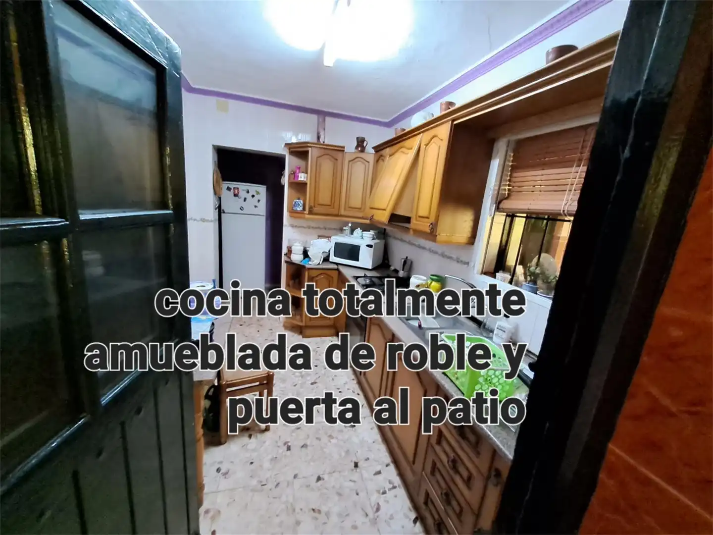 Cocina de Casa adosada en venta en Las Cabezas de San Juan con Aire acondicionado, Calefacción y Jardín privado