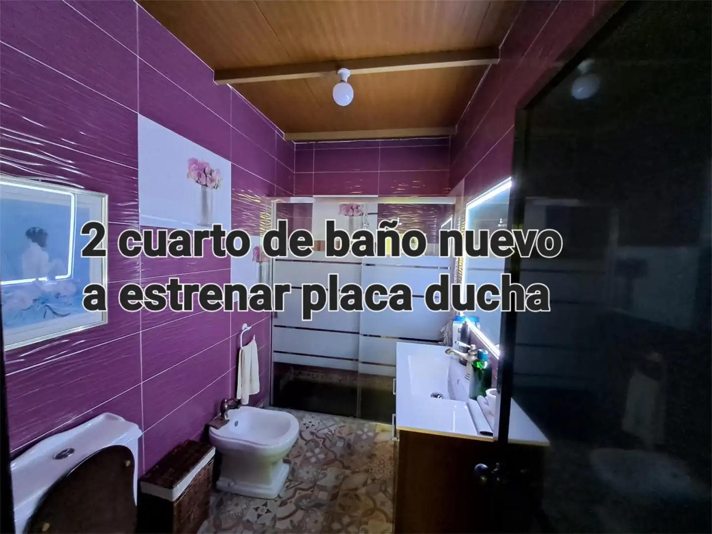 Baño de Casa adosada en venta en Las Cabezas de San Juan con Aire acondicionado, Calefacción y Jardín privado