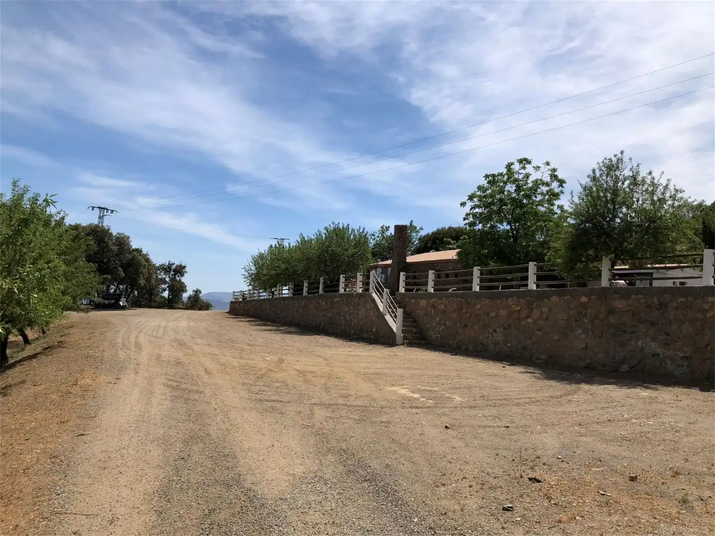 Vista exterior de Finca rústica en venda en Nevada amb Aire condicionat, Terrassa i Piscina