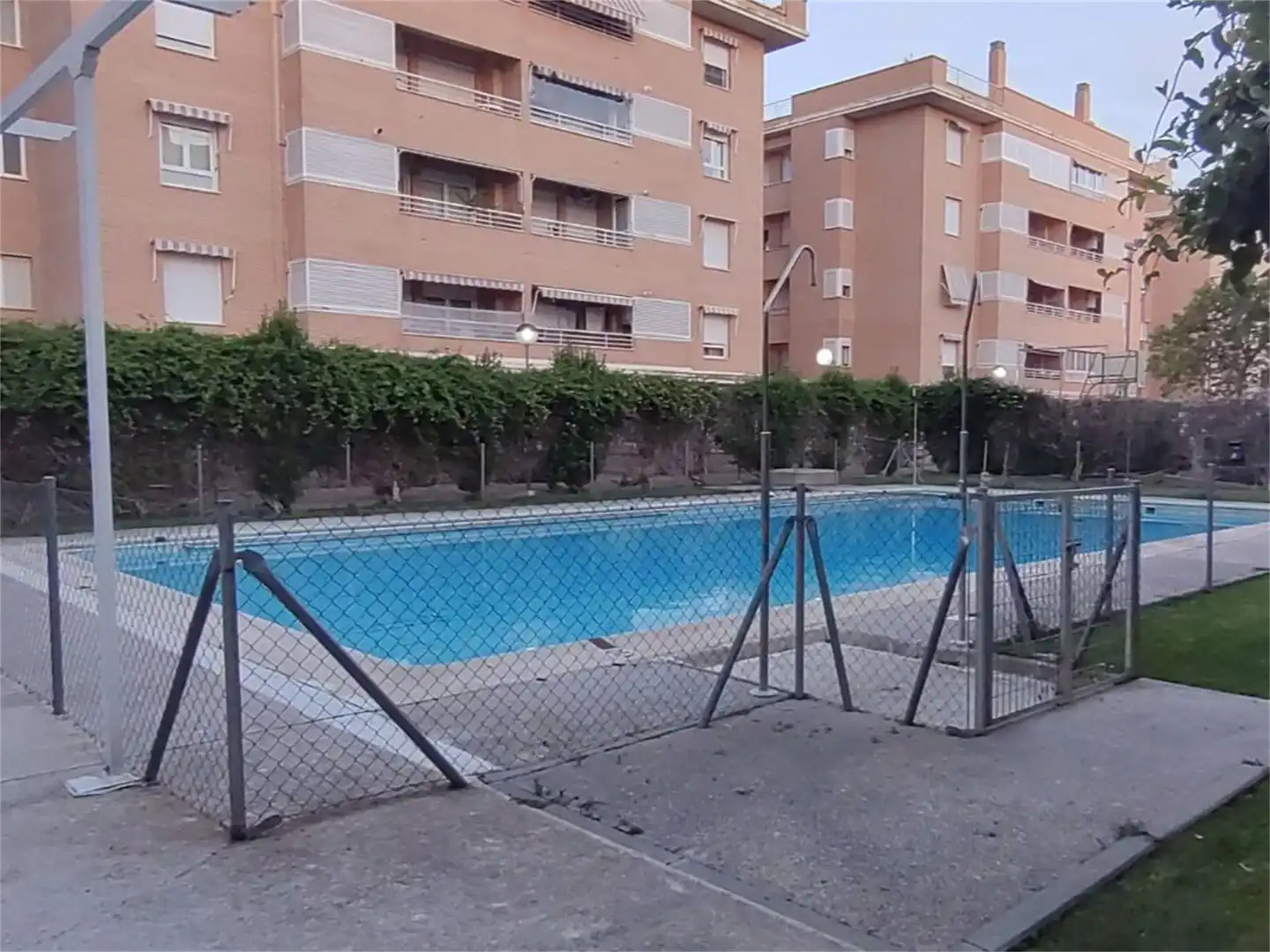 Flat for sale in Urbanizacion Tres Culturas, 1, Buenavista - Valparaíso - La Legua Swimming pool of Flat for sale in Toledo Capital with Air Conditioner, Terrace and Swimming Pool