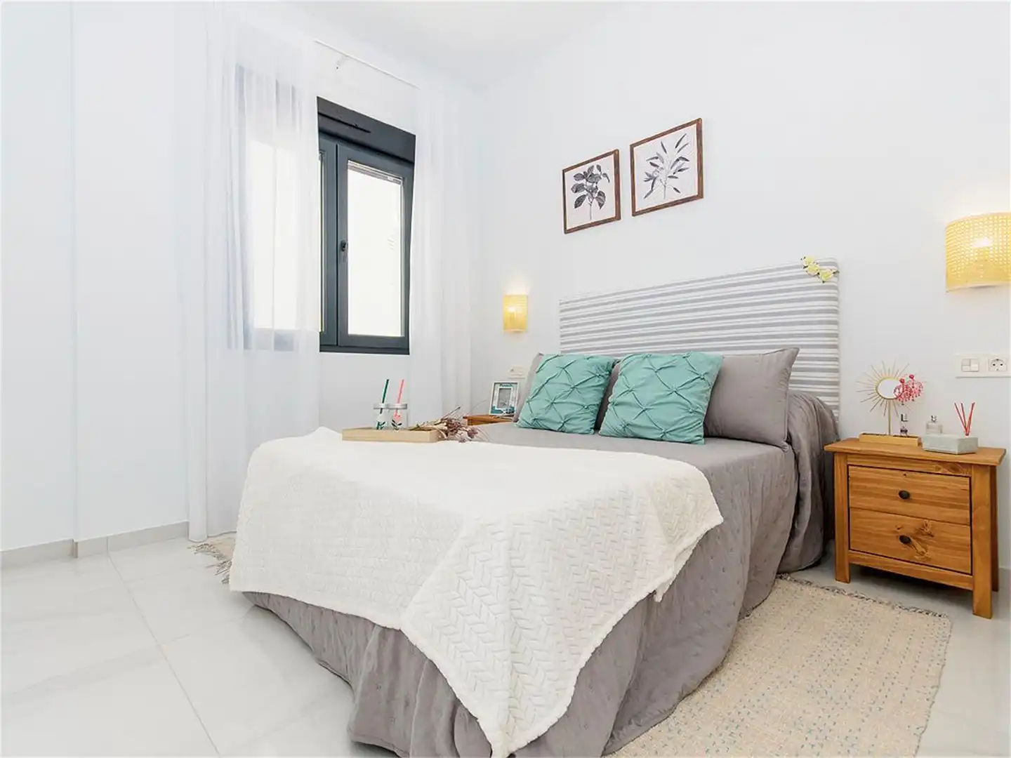 Dormitori de Casa o xalet en venda en Orihuela amb Aire condicionat, Jardí privat i Terrassa