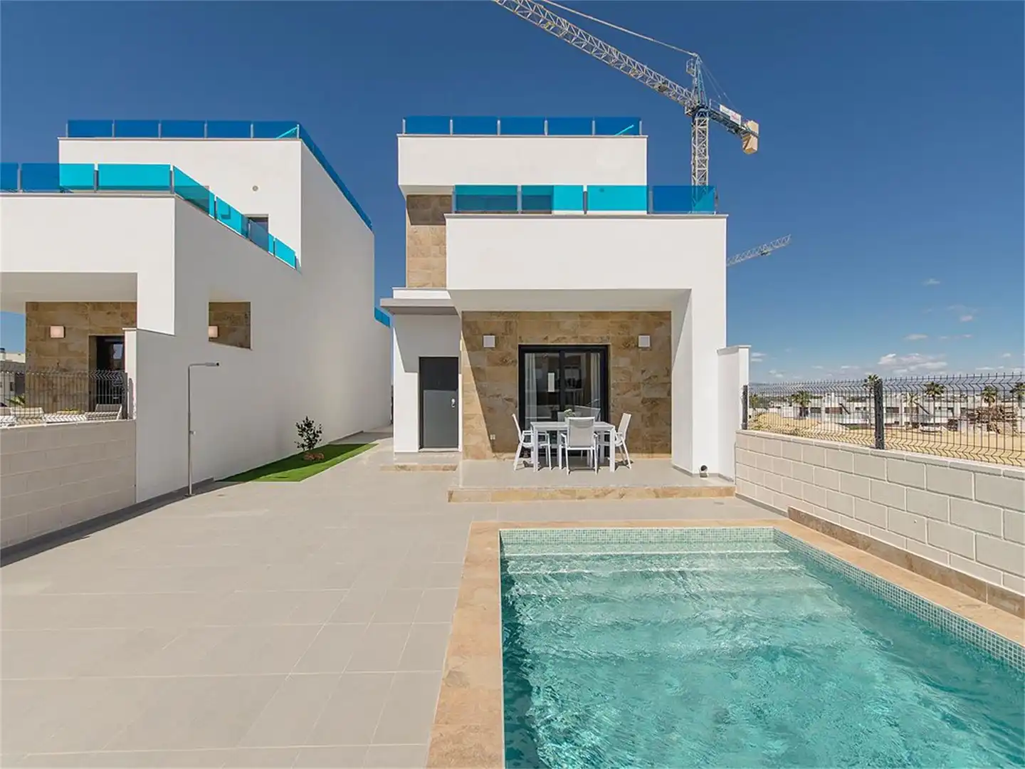 Piscina de Casa o xalet en venda en Orihuela amb Aire condicionat, Jardí privat i Terrassa