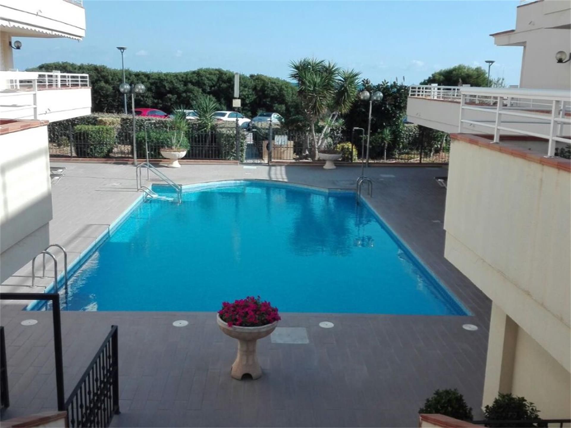 Piscina de Apartament de lloguer en Alcalà de Xivert amb Aire condicionat, Jardí privat i Terrassa