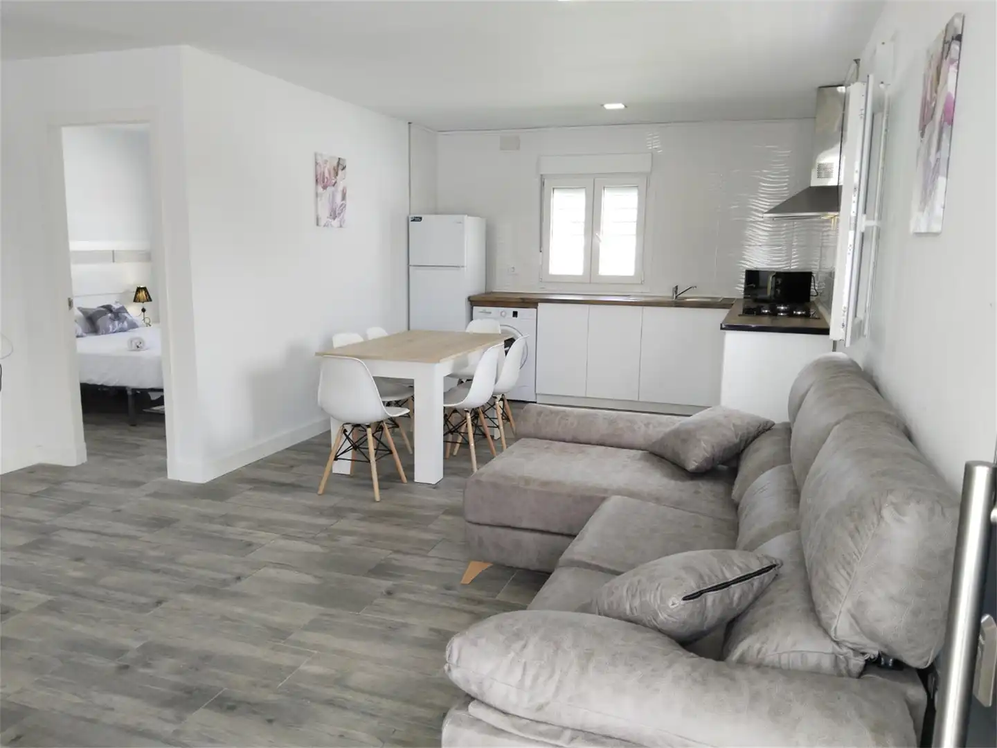Sala d'estar de Casa o xalet de lloguer en Chiclana de la Frontera amb Jardí privat, Terrassa i Piscina