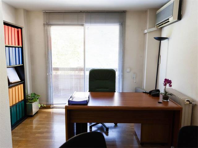 Oficina en Alquiler en Calle del Pensamiento, 27 en Castillejos - Cuzco