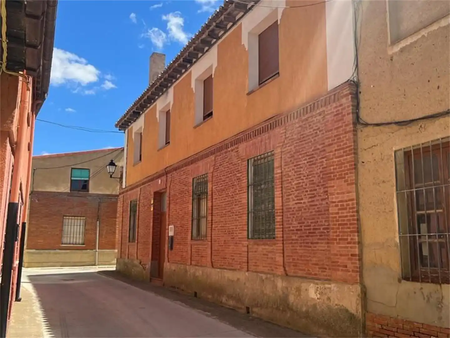 Exterior view of Detached homes for sale in Paredes de Nava