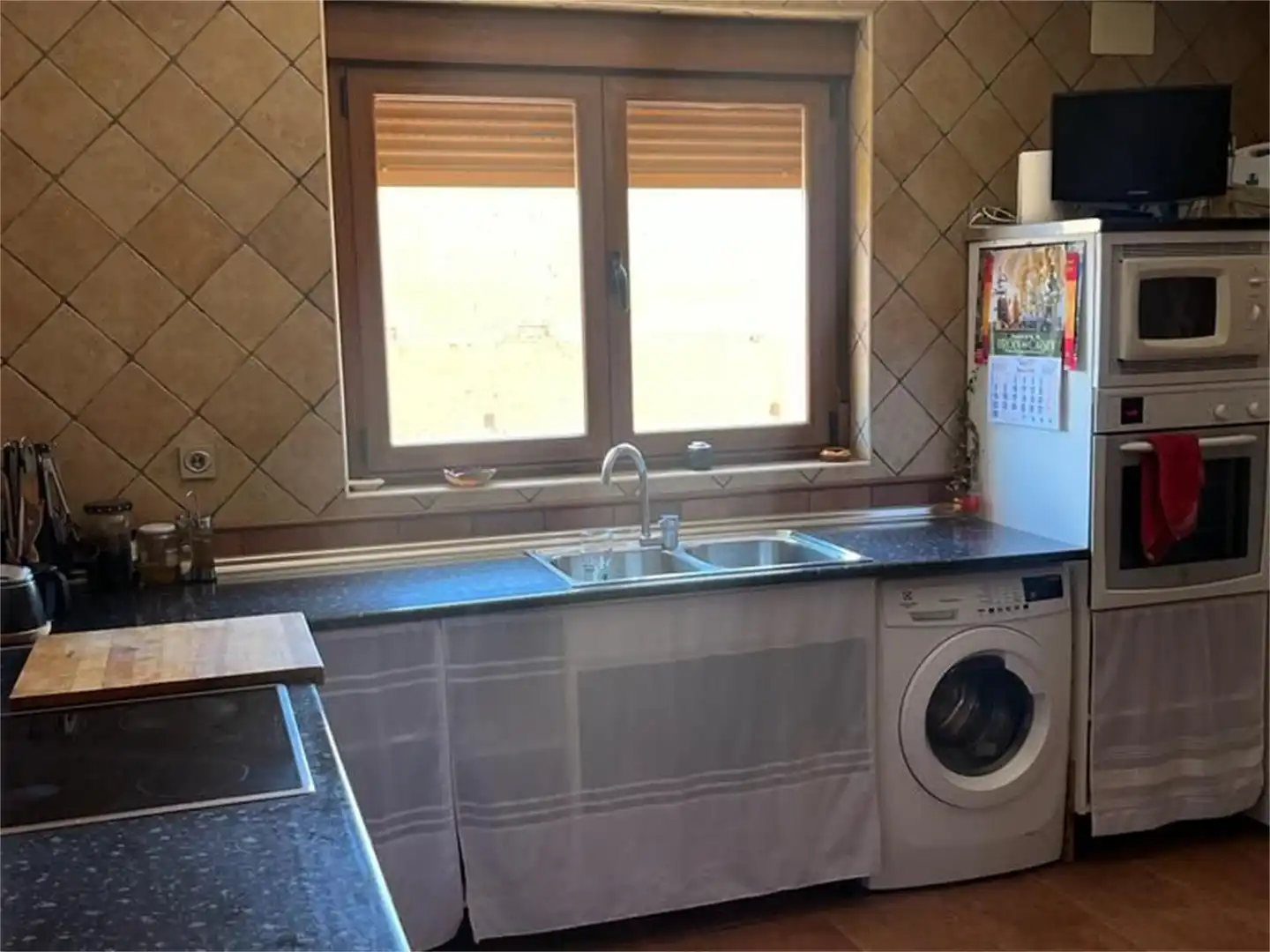Kitchen of Detached homes for sale in Paredes de Nava