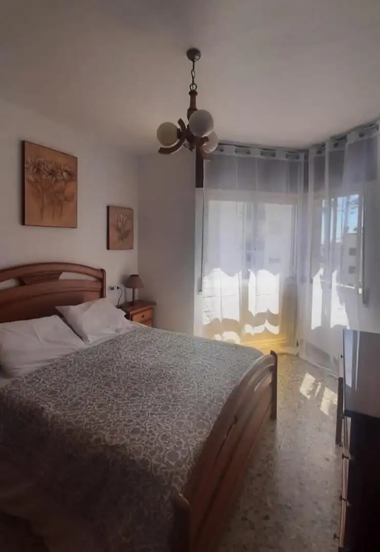 Wohnung zur Miete in Paseo Monte da Garda, 13, O Grove Schlafzimmer von Wohnung zur Miete in O Grove mit Heizung, Privatgarten und Terrasse