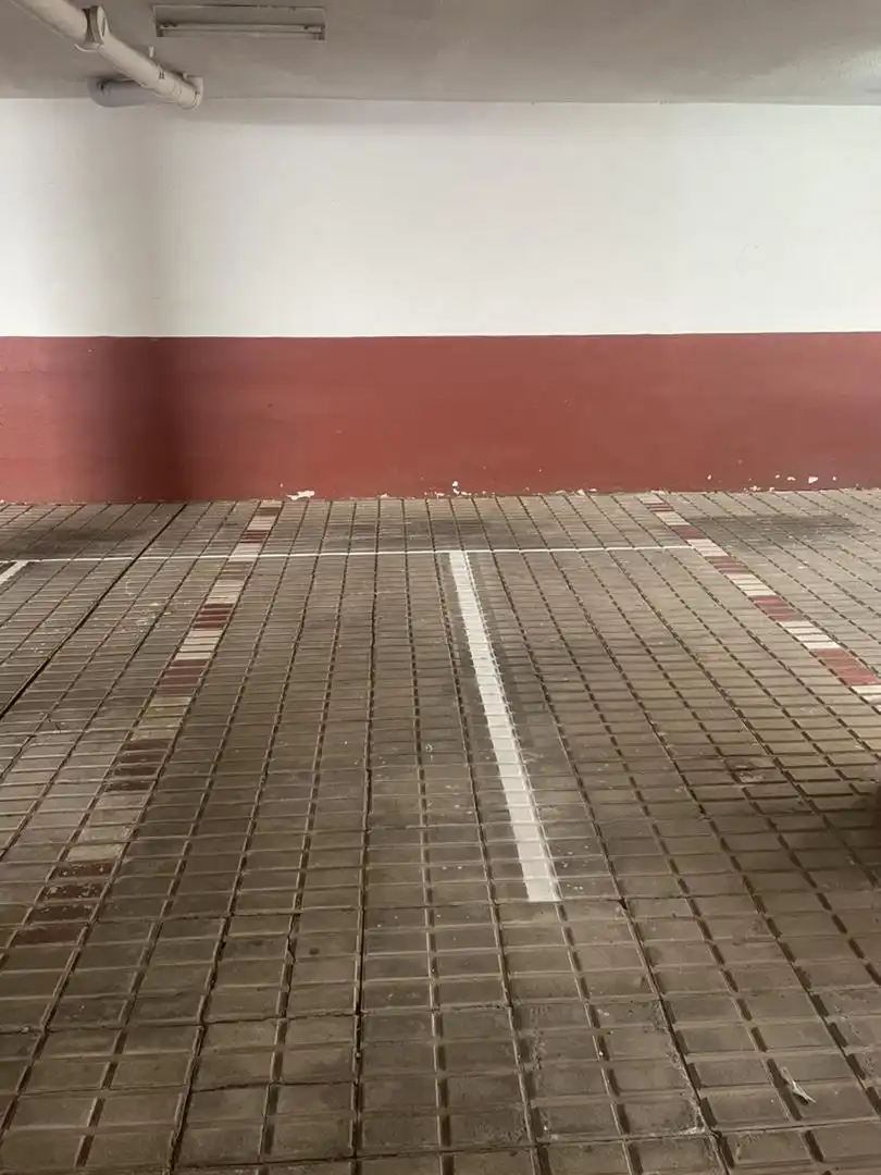 Garaje de alquiler en Avenida Ángel Romero, 119, Villa Ascensión - El Perú - Cruz del Señor Parking de Garaje de alquiler en Santa Cruz de Tenerife