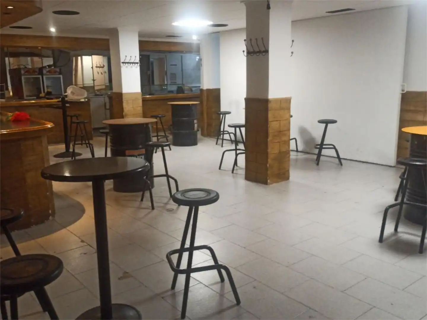 Local de alquiler en Placa de la Constitucio, 2, Aielo de Malferit