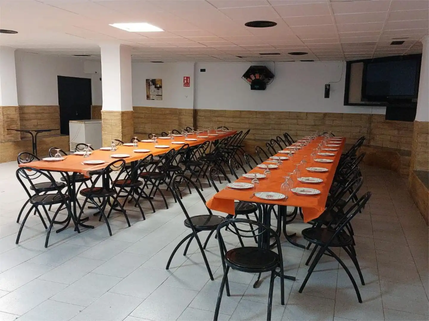 Local de alquiler en Placa de la Constitucio, 2, Aielo de Malferit