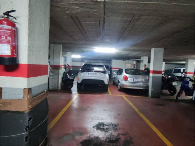 Garaje en Alquiler en Carrer de Besa, 7 en Collblanc