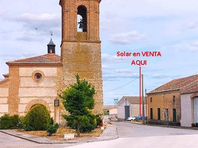 Terreno residencial en Venta en Calle Magistrado D.Daniel Sanz Perez, 2 en Santiuste de San Juan Bautista