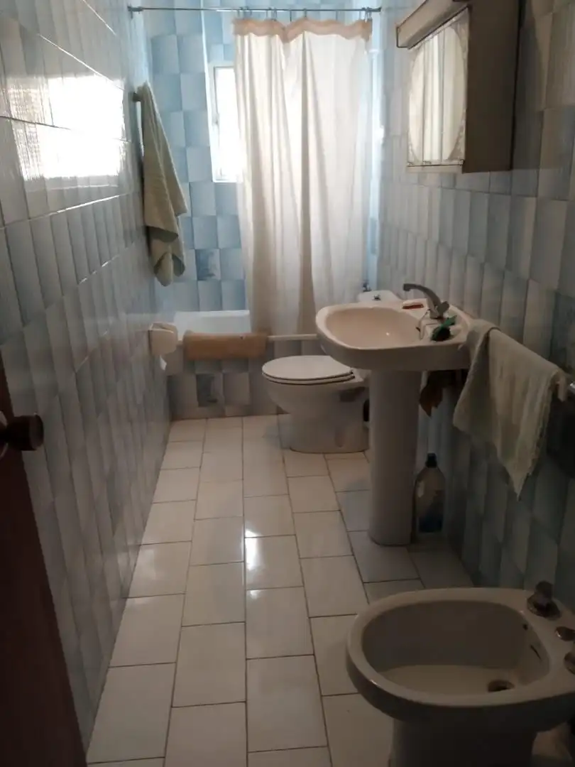 Casa adosada en venta en Calle Tobazos, 94, Beas de Segura Baño de Casa adosada en venta en Beas de Segura con Terraza, Amueblado y Horno