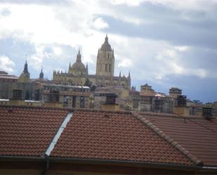 Vista exterior de Pis en venda en Segovia Capital amb Terrassa i Balcó