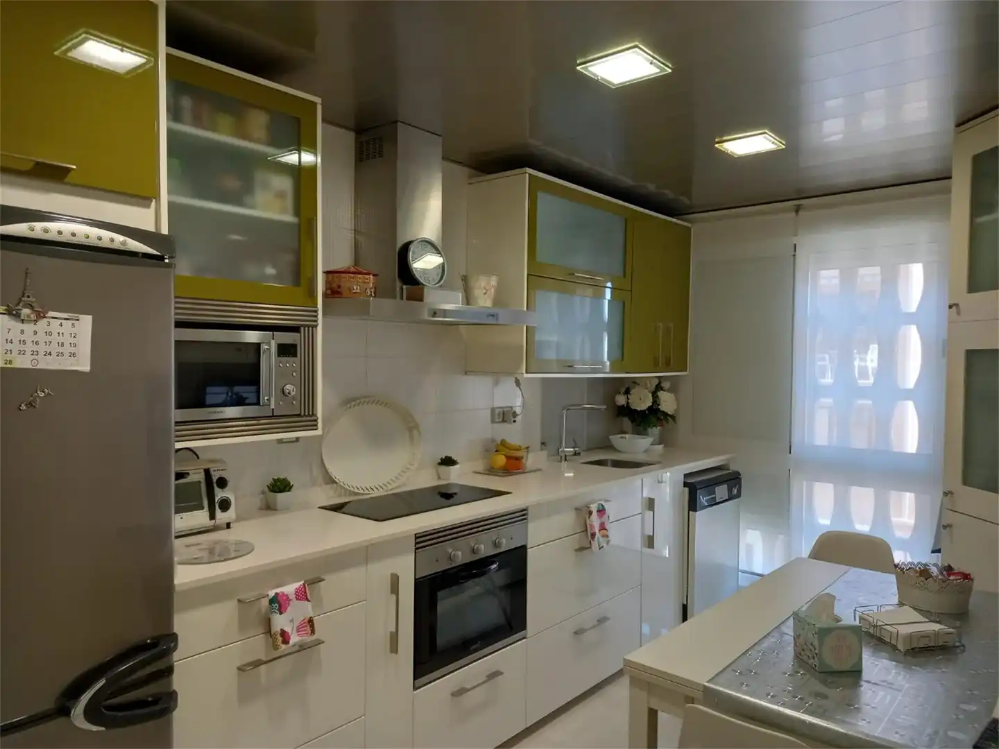 Piso en venta en Calle Manuel Azaña, 45, San Luis Cocina de Piso en venta en Almería con Parking comunitario y Videoportero