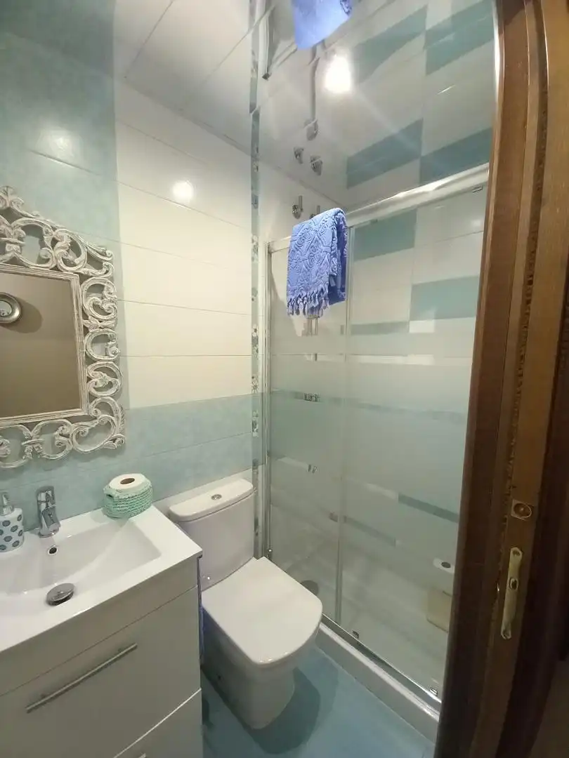 Piso en venta en Calle Manuel Azaña, 45, San Luis Baño de Piso en venta en Almería con Parking comunitario y Videoportero