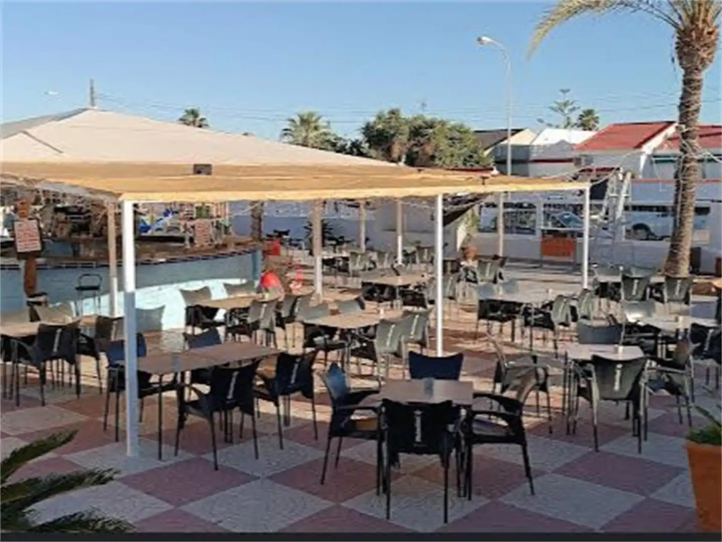 Geschaftsraum zur Miete in Calle Arbizu, 6, Zona Carrefour - Urbanizaciones Geschaftsraum zur Miete in Torrevieja