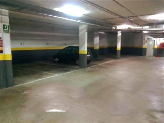 Garaje en Alquiler en Francisco Alonso, 8 en Valdepastores - Las Encinas