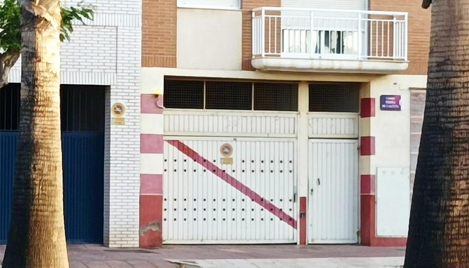 Photo 1 of Garage to rent in Carrer Federico García Lorca, 18, Piscinas, Castellón