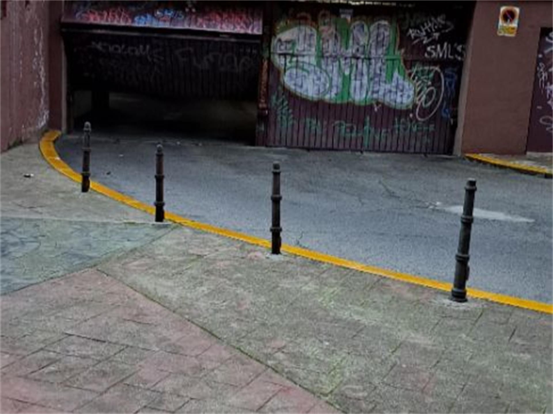 Vista exterior de Garatge en venda en Fuenlabrada