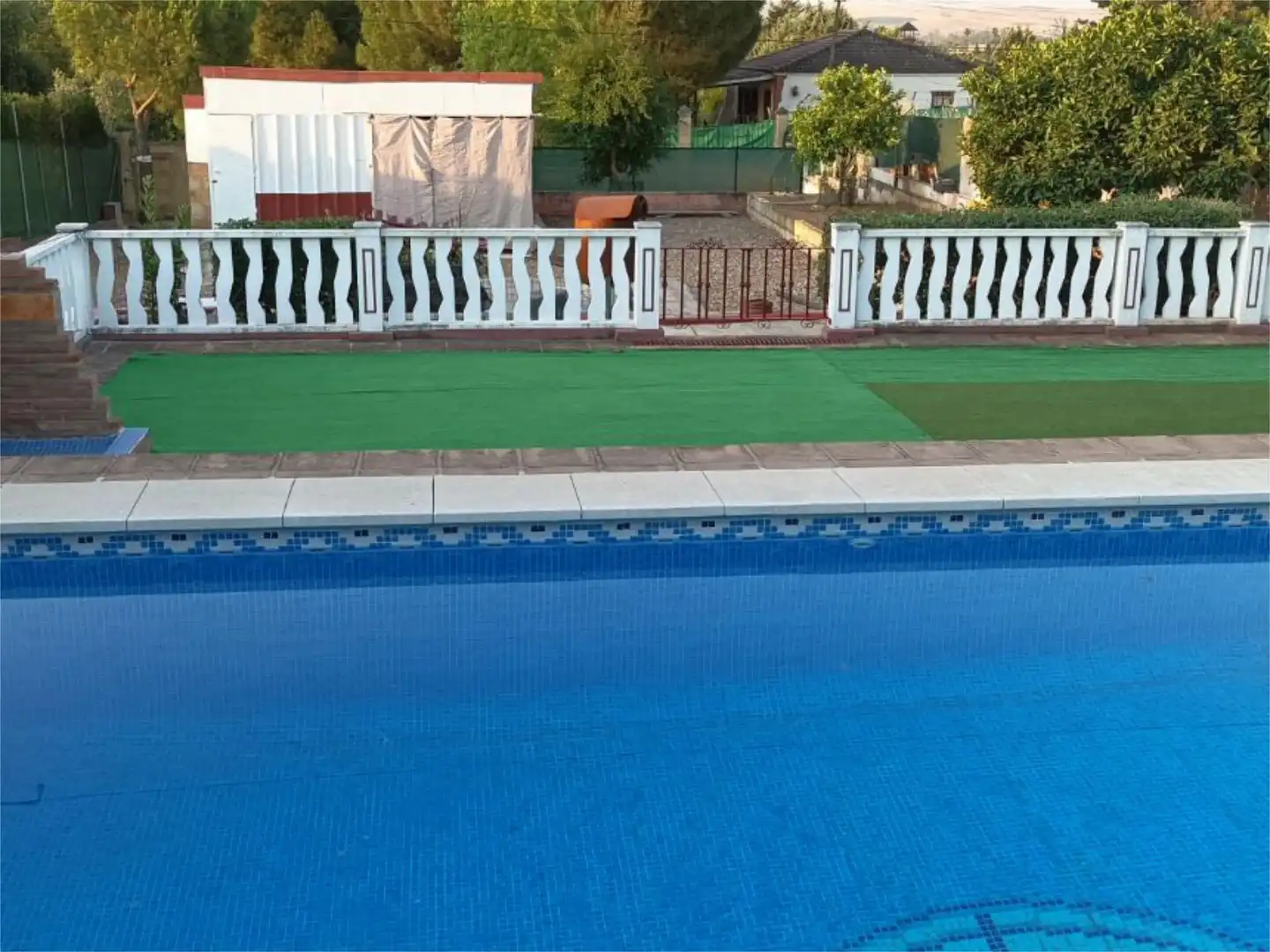 Houses for sale in Calle San Vicente, 19, El Higuerón Swimming pool of Houses for sale in Córdoba with Air Conditioner, Heating and Private garden