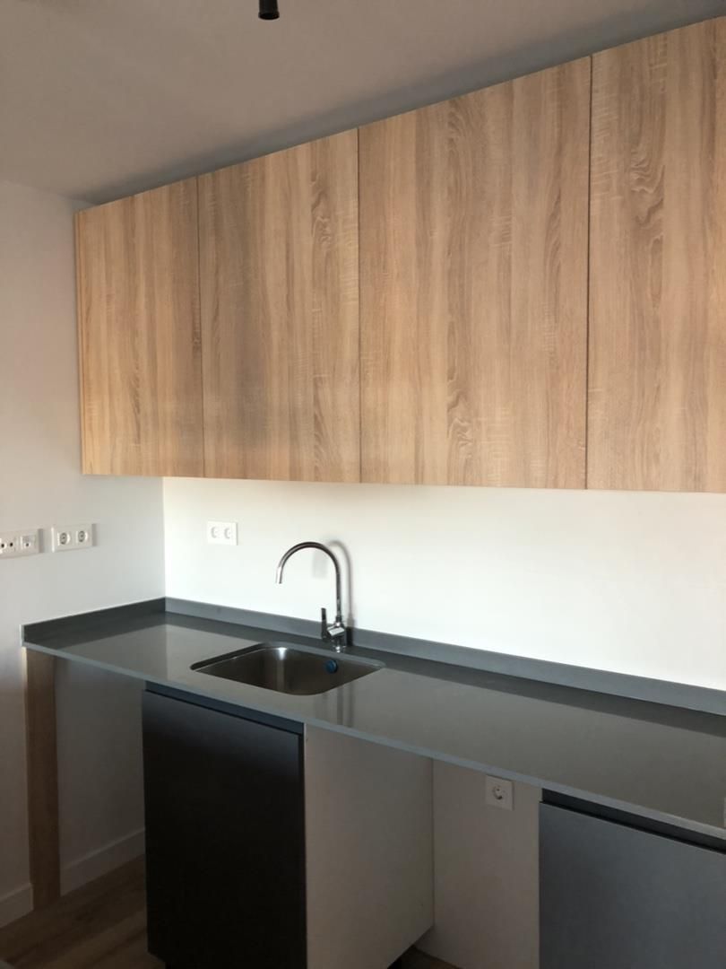 Cuina de Pis de lloguer en  Madrid Capital amb Calefacció, Parquet i Traster