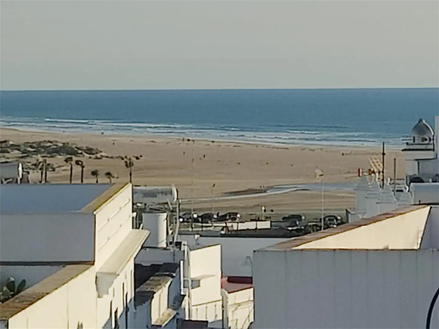 Zimmer in Calle Alta, 6, Conil Außenansicht von Wohnung zur untervermieten in Conil de la Frontera mit Terrasse, Möbliert und Ofen